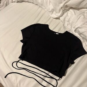 BLACK CROP TOP